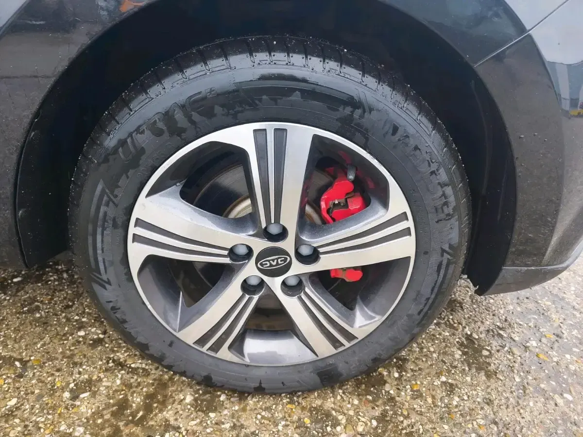 Gebraucht JAC iEV7s 82 kW (112 PS) 2021 Schwarz SUV