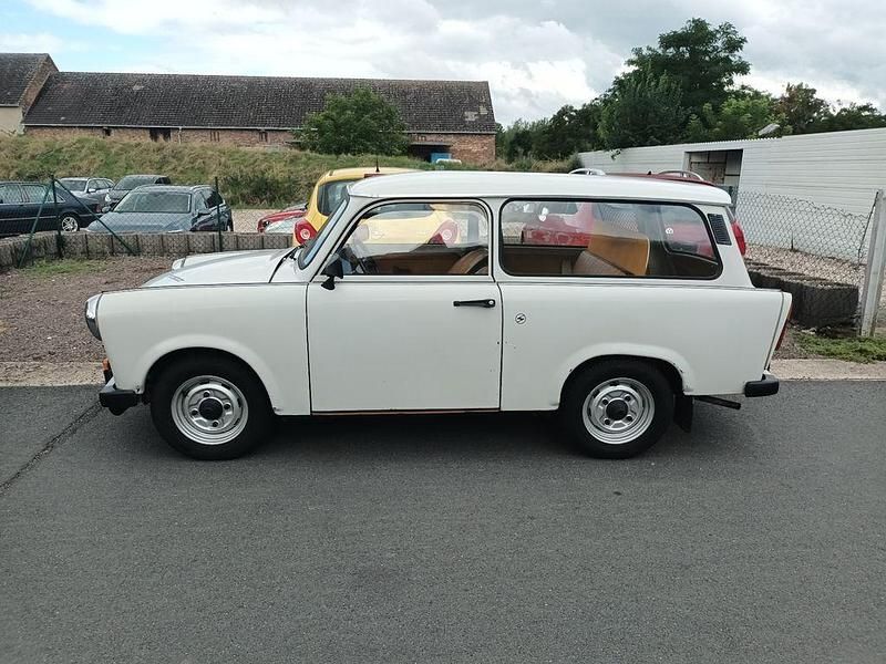 Gebraucht Trabant 601 26 PS (19 kW) 1977 Weiß Kombi