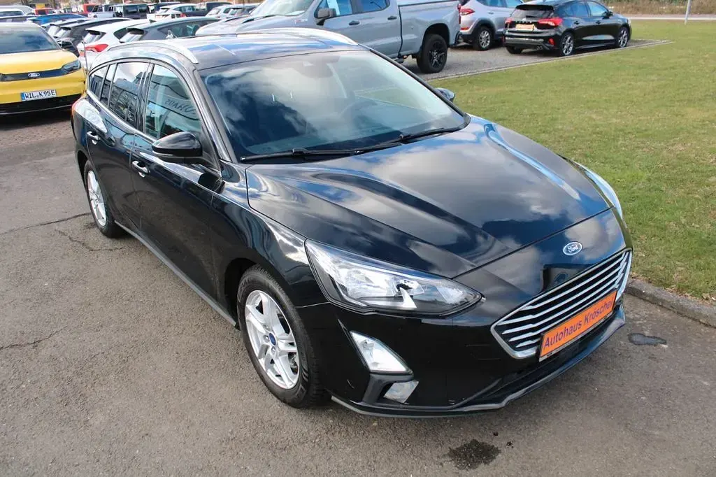 Second-hand Ford Focus 120 CP (88 kW) 2020 Negru Berlinǎ