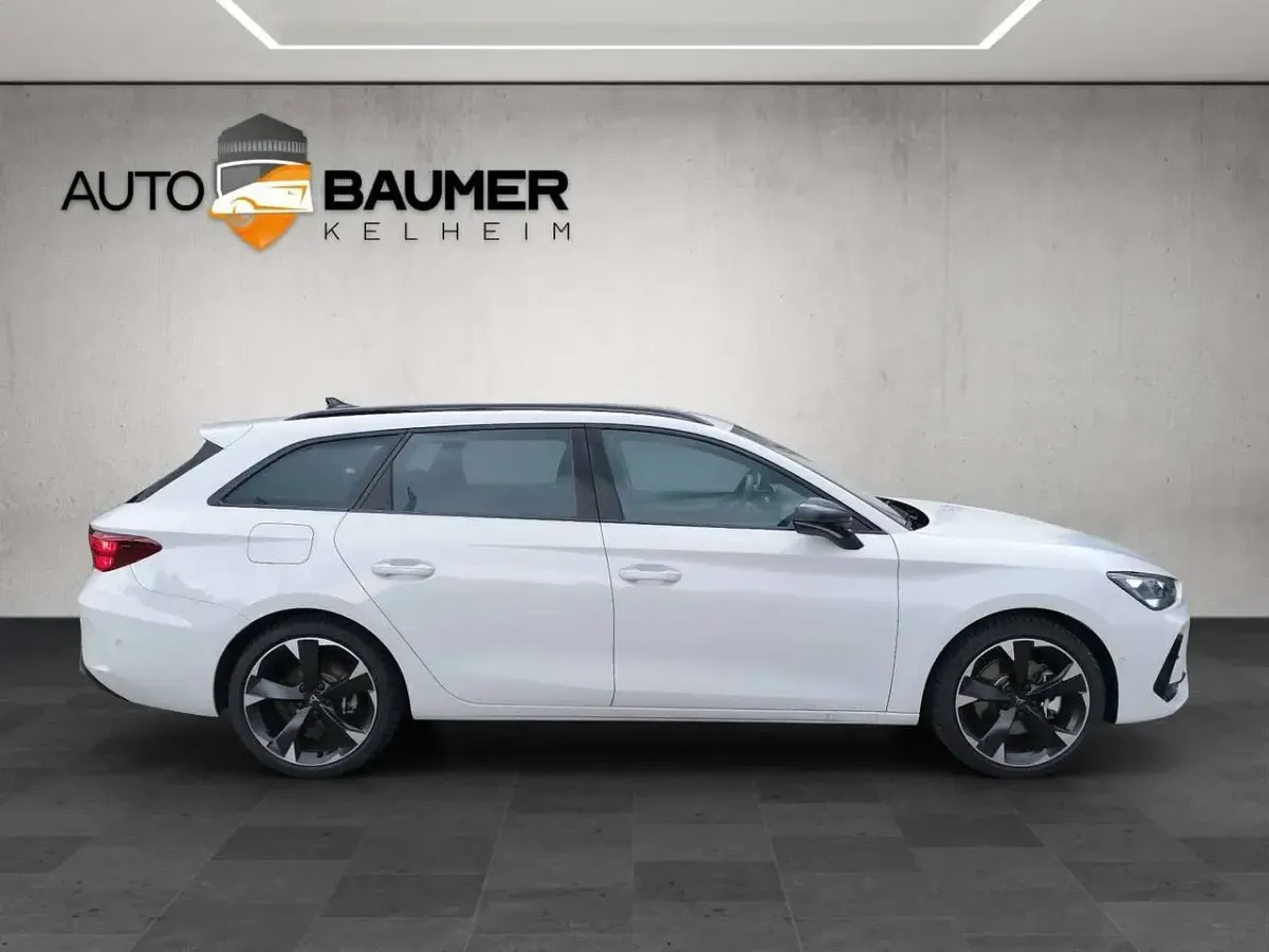 Gebraucht Cupra Leon 204 PS (150 kW) 2025 Blanco nevada/nevada white Kombi