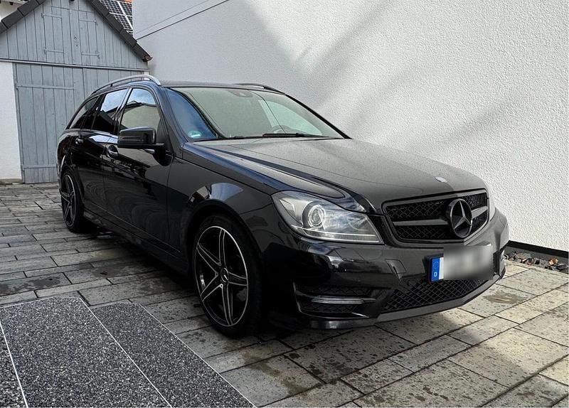 Gebraucht Mercedes C250 AMG line 204 PS (150 kW) 2013 Schwarz Kombi