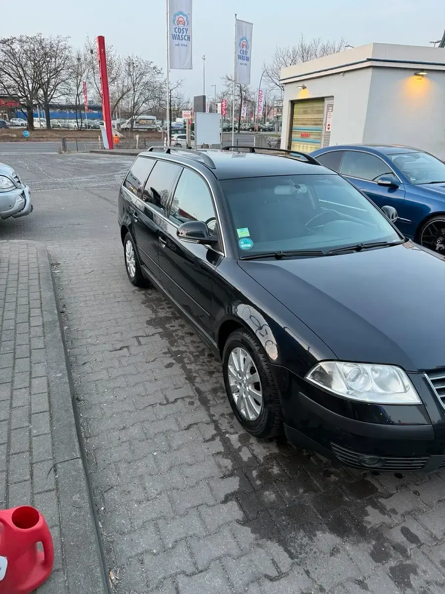 Usata VW Passat 115 CV (84 kW) 2004 Nero Station wagon