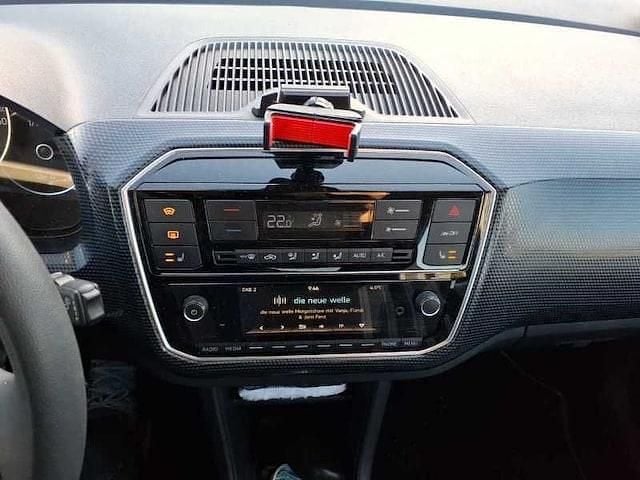 Gebraucht VW e-up! 61 kW (83 PS) 2021 Pure white Kleinwagen