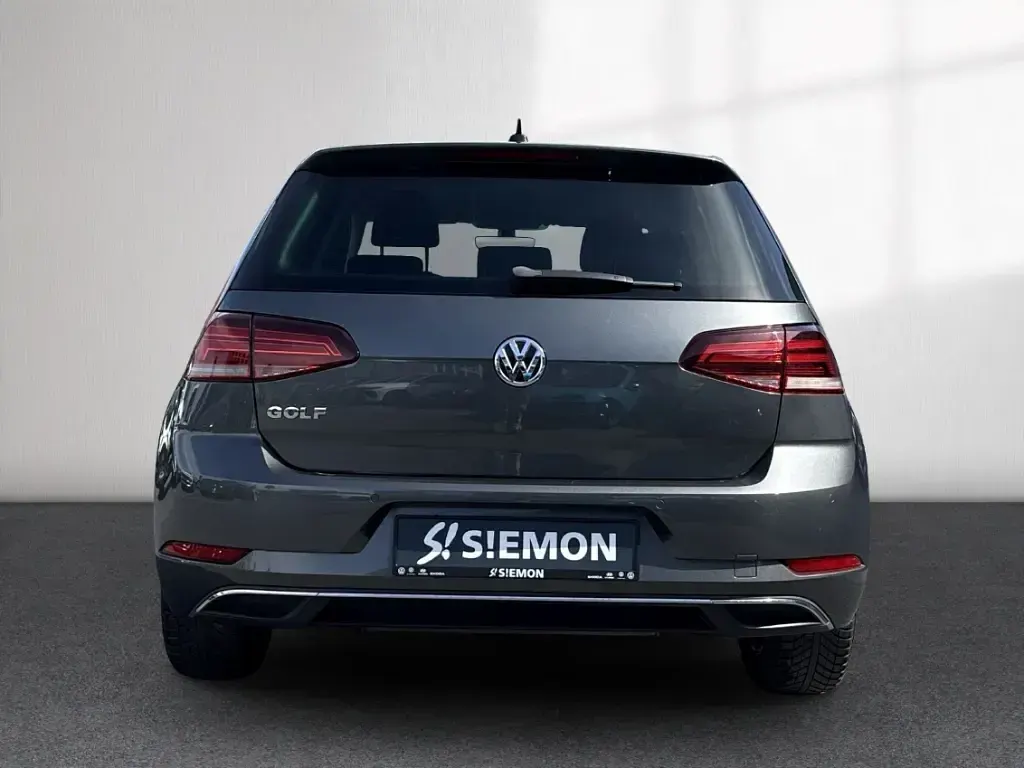Gebraucht VW Golf VII Join 110 PS (80 kW) 2018 Grau Limousine