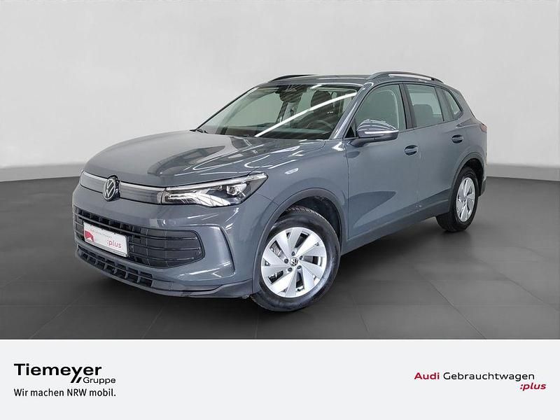 Gebraucht VW Tiguan 150 PS (110 kW) 2024 Grau SUV