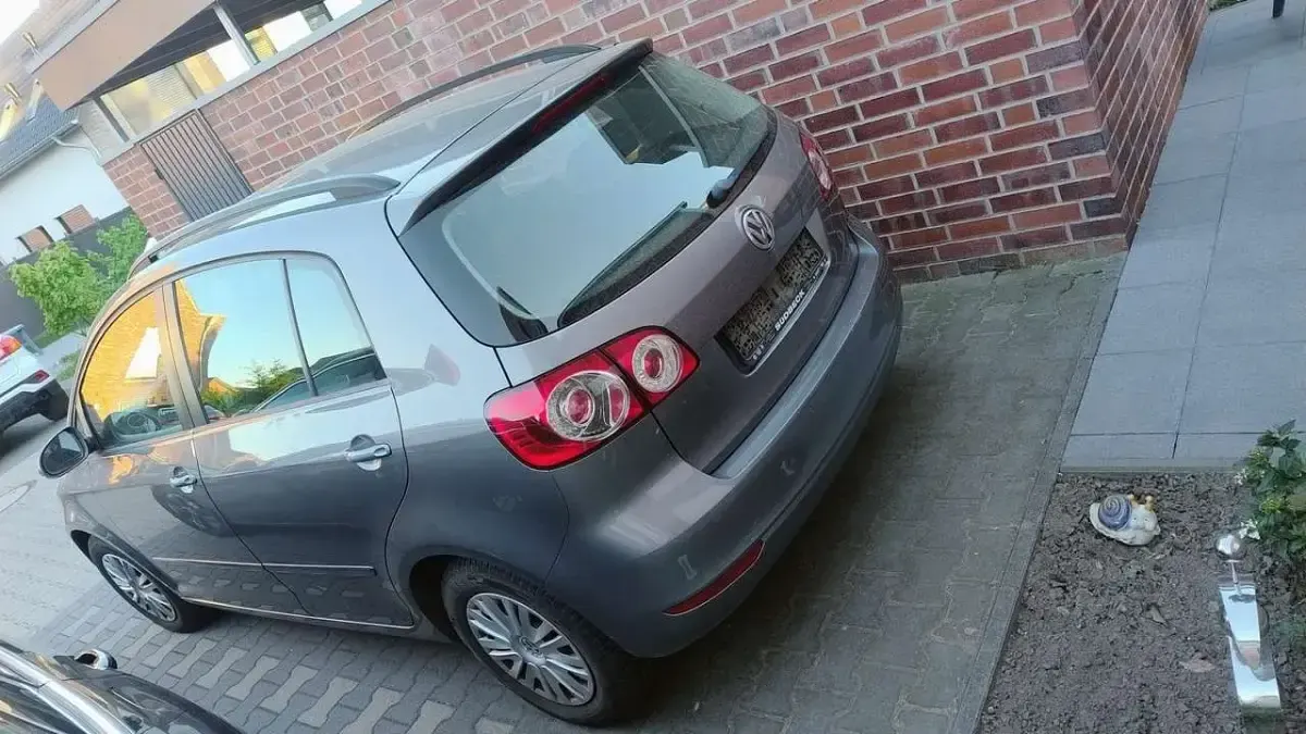 Usata VW Golf VI Trendline 80 CV (58 kW) 2010 Grigio Utilitaria