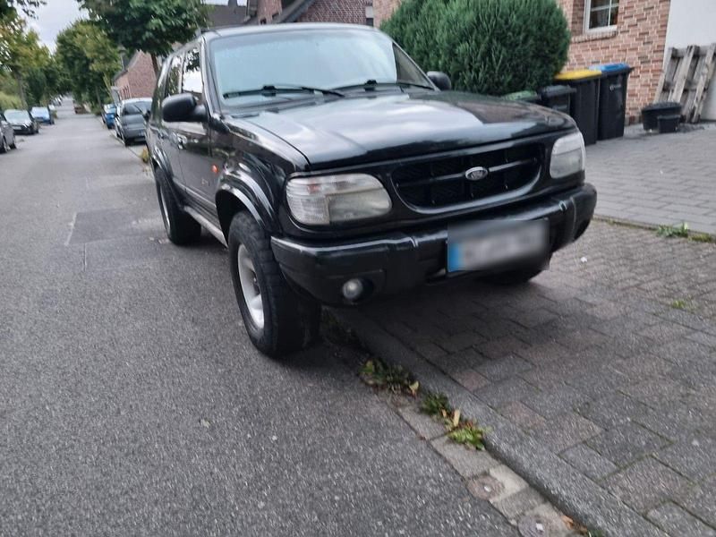 Gebraucht 2000 Ford Explorer Limited SUV | 950 € - Bild 1/4