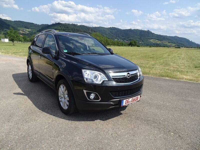 Schwarz Gebraucht 2012 Opel Antara Cosmo SUV | 7.200 € (Fairer Preis) - Bild 1/4