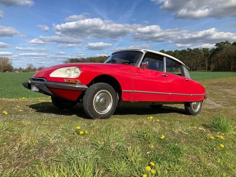 Gebraucht Citroën DS 120 PS (88 kW) 1971 Rot Limousine