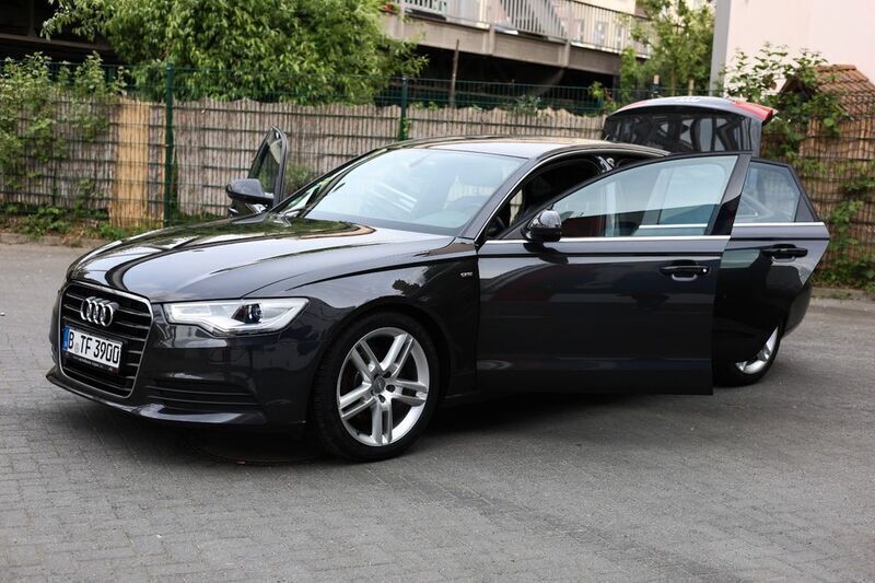 Grau Gebraucht 2012 Audi A6 S-Line Limousine | 12.200 € (Fairer Preis) - Bild 1/4