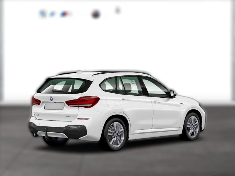 Weiß Gebraucht 2022 BMW X1 M Sport SUV | 40.610 € - Bild 1/1
