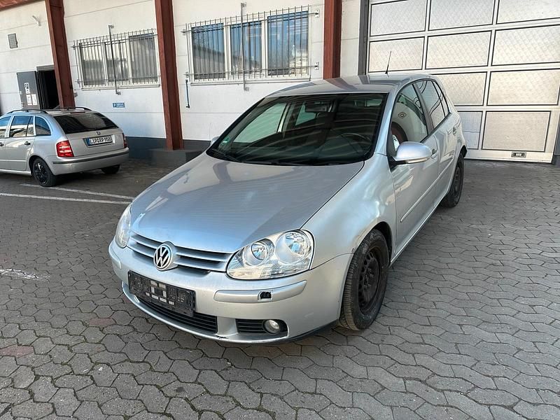Gebraucht VW Golf V 80 PS (58 kW) 2007 Silber Limousine