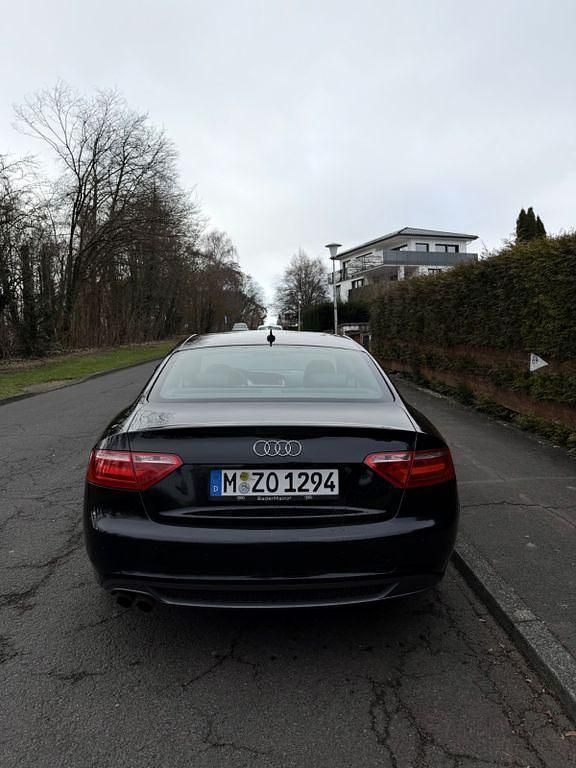 Gebraucht Audi A5 Comfort 211 PS (155 kW) 2009 Schwarz Coupé