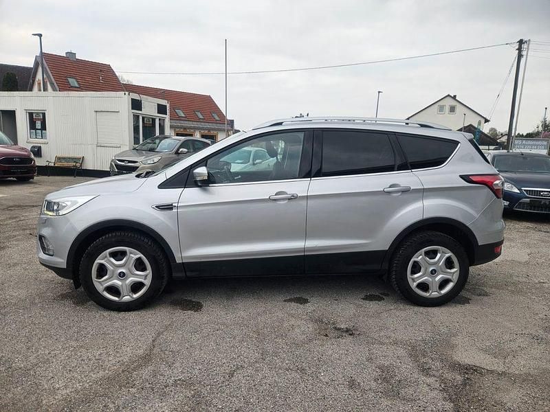 Gebraucht Ford Kuga Cool & Connect 150 PS (110 kW) 2018 Silber SUV