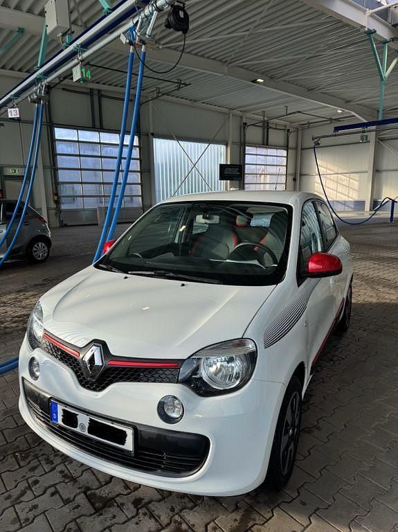Weiß Gebraucht 2016 Renault Twingo Dynamique Kleinwagen | 6.390 € (Fairer Preis) - Bild 1/4