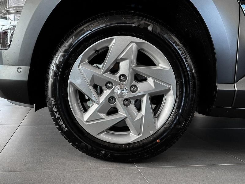 Neu Hyundai Kona Trend 150 PS (110 kW) 2025 Schwarz SUV