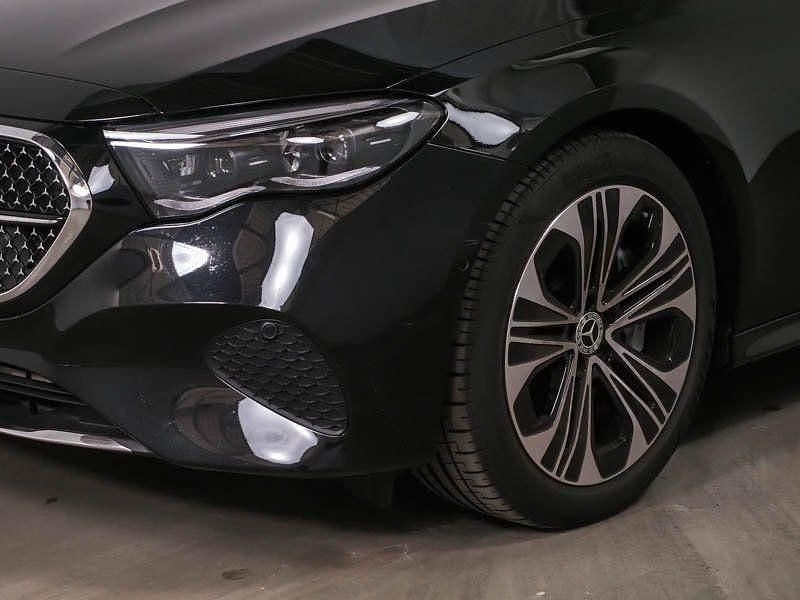 Gebraucht Mercedes E300 Advanced Plus 313 PS (230 kW) 2025 Lack obsidianschwarz Kombi