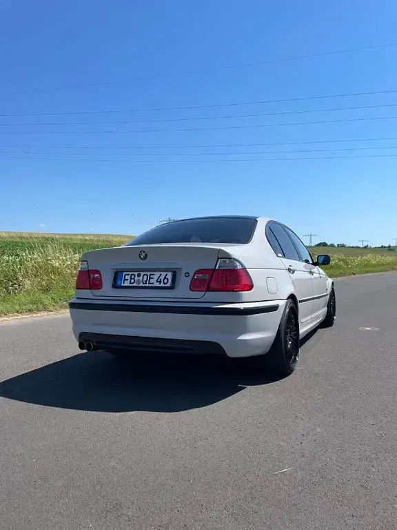Gebraucht BMW 323 Performance 170 PS (125 kW) 1999 Blau Limousine