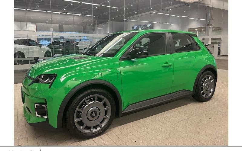 Second-hand Renault R5 Evolution 89 kW (122 CP) 2025 Verde Hatchback