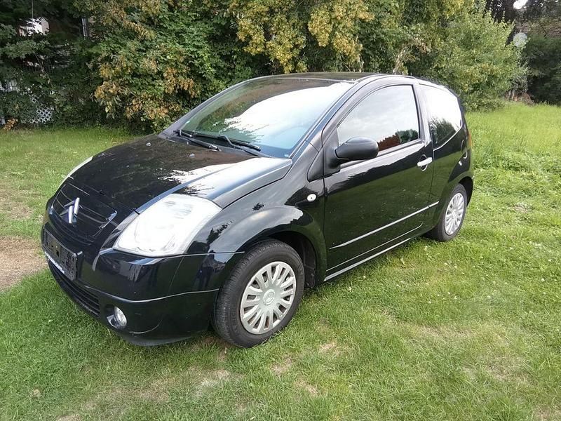 Schwarz Gebraucht 2007 Citroën C2 Advance Kleinwagen | 2.400 € (Fairer Preis) - Bild 1/4