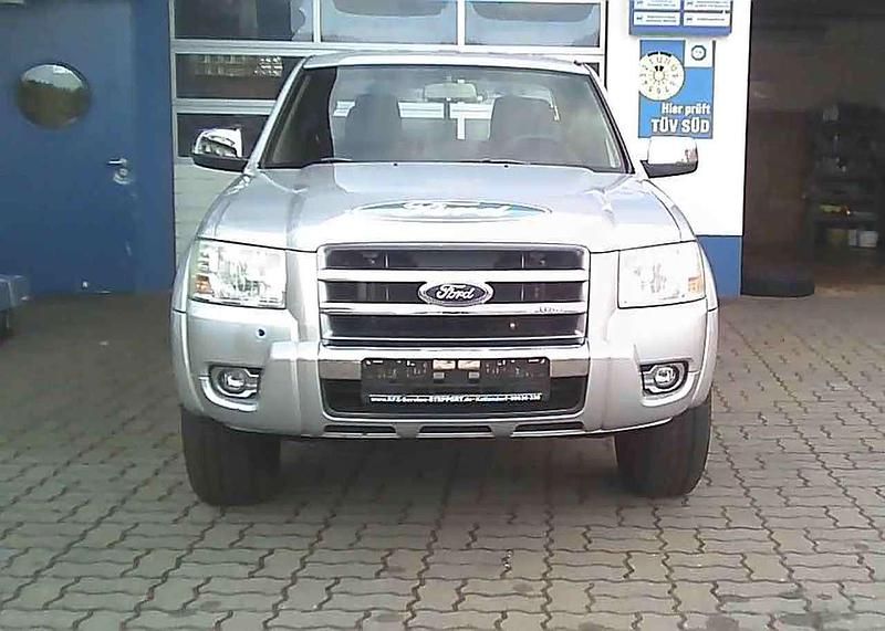 Gebraucht Ford Ranger XL 143 PS (105 kW) 2008 Highlight silver Pickup