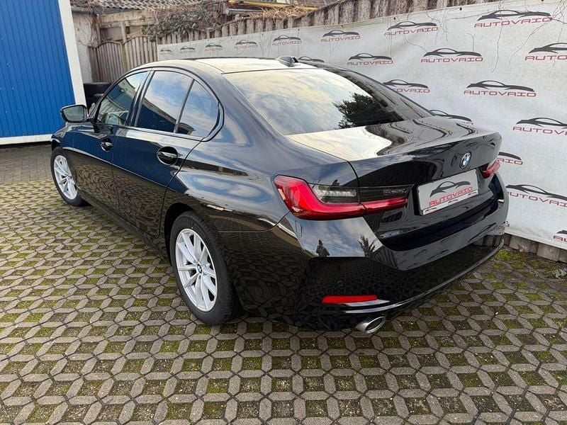 Gebraucht BMW 320 190 PS (139 kW) 2023 Schwarz Limousine