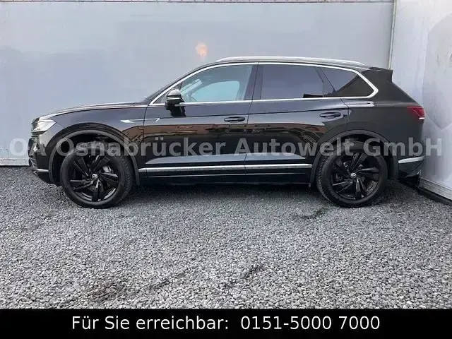 Gebraucht VW Touareg R-line 231 PS (169 kW) 2022 Schwarz SUV
