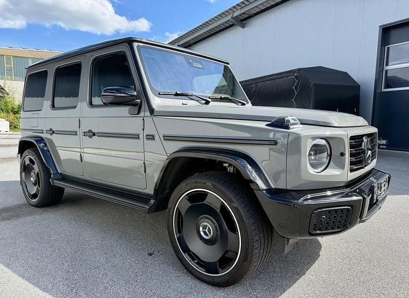 Gebraucht Mercedes G450 Exclusive 367 PS (269 kW) 2024 G manufaktur classicgrau uni SUV