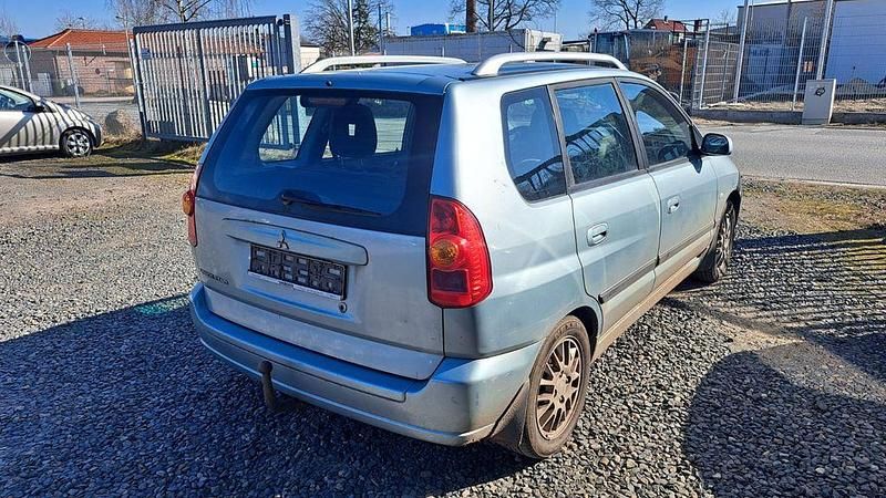 Gebraucht Mitsubishi Space Star Invite 98 PS (72 kW) 2005 Silber Van / Kleinbus