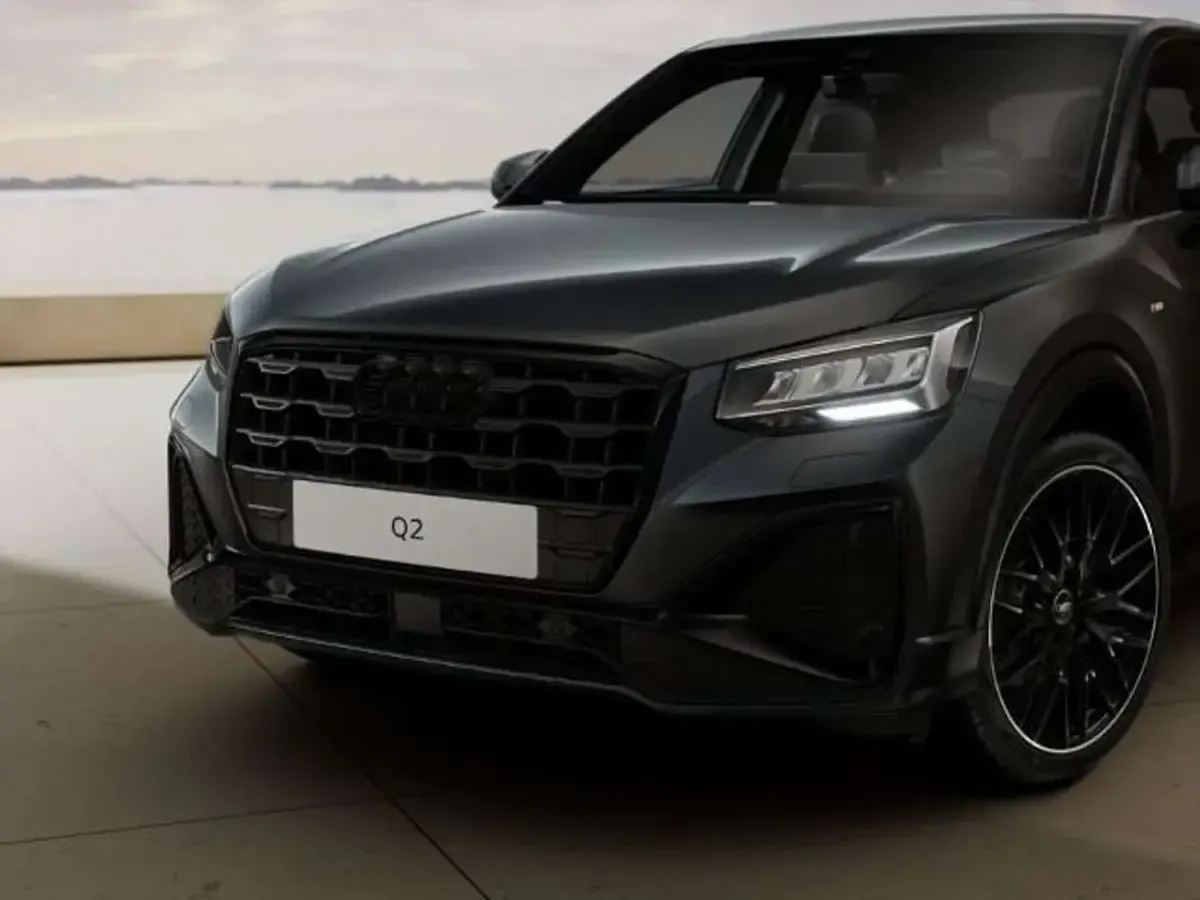 Ny Audi Q2 S-Line 150 HK (110 kW) 2026 Grå SUV