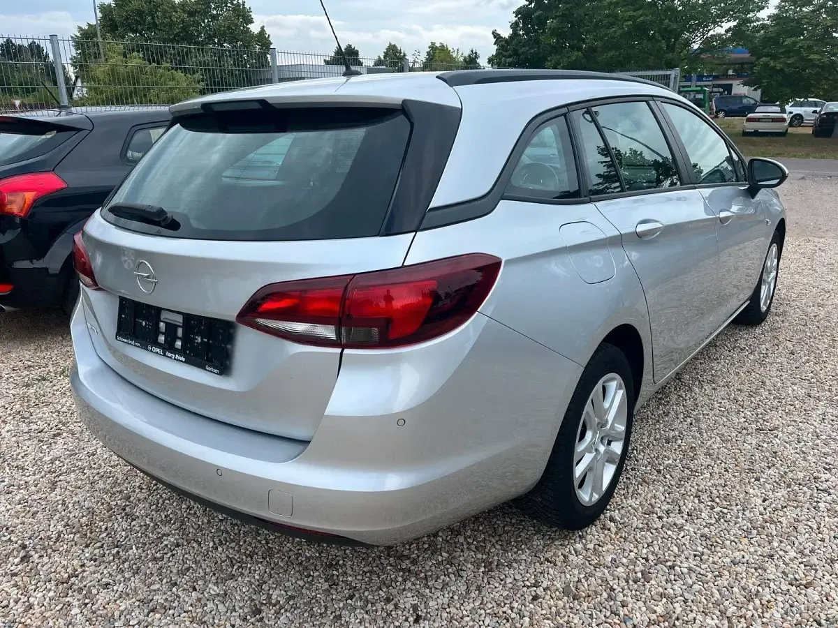 Gebraucht Opel Astra Edition 110 PS (80 kW) 2020 Grau Kombi