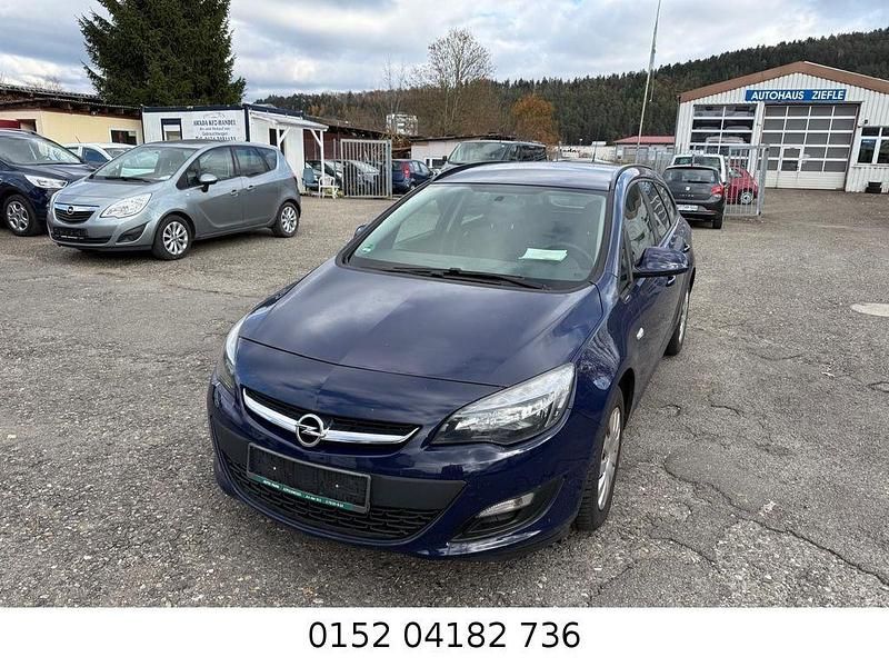 Blau Gebraucht 2013 Opel Astra Selection Kombi | 3.599 € (Superpreis) - Bild 1/4