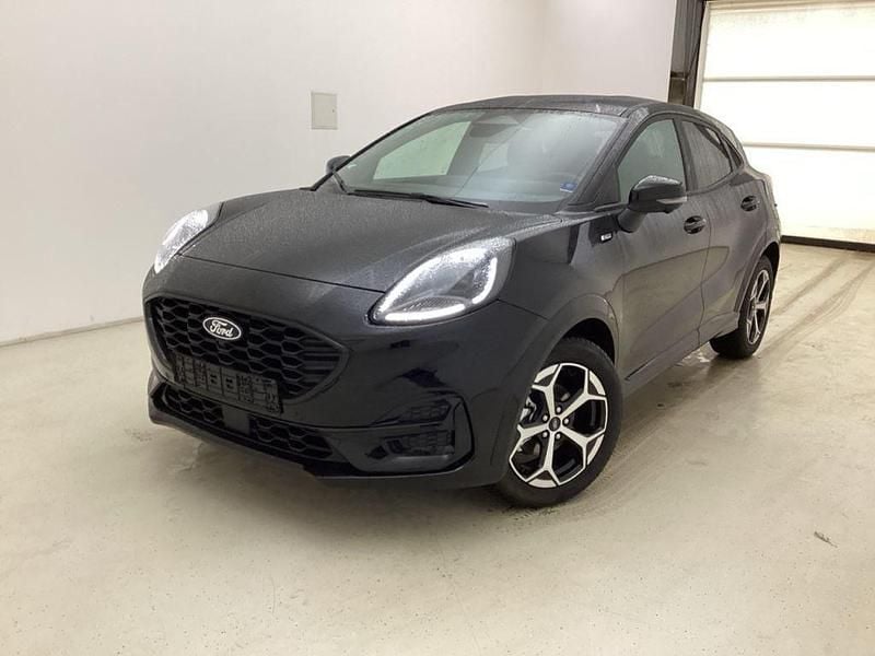 Obsidianschwarz metallic Gebraucht 2025 Ford Puma ST-Line SUV | 24.440 € (Superpreis) - Bild 1/4