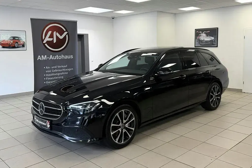 Gebraucht Mercedes 220 Exclusive 200 PS (147 kW) 2022 Schwarz Limousine