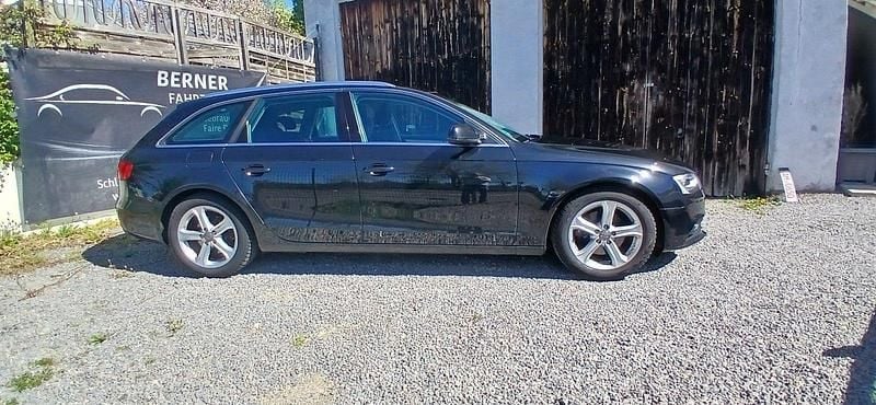 Second-hand Audi A4 170 CP (125 kW) 2012 Negru Break
