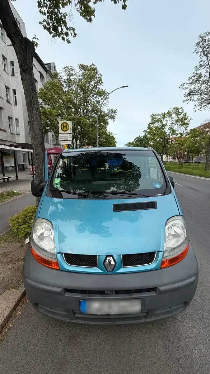 Gebraucht Renault Trafic 81 PS (59 kW) 2004 Blau Van / Kleinbus