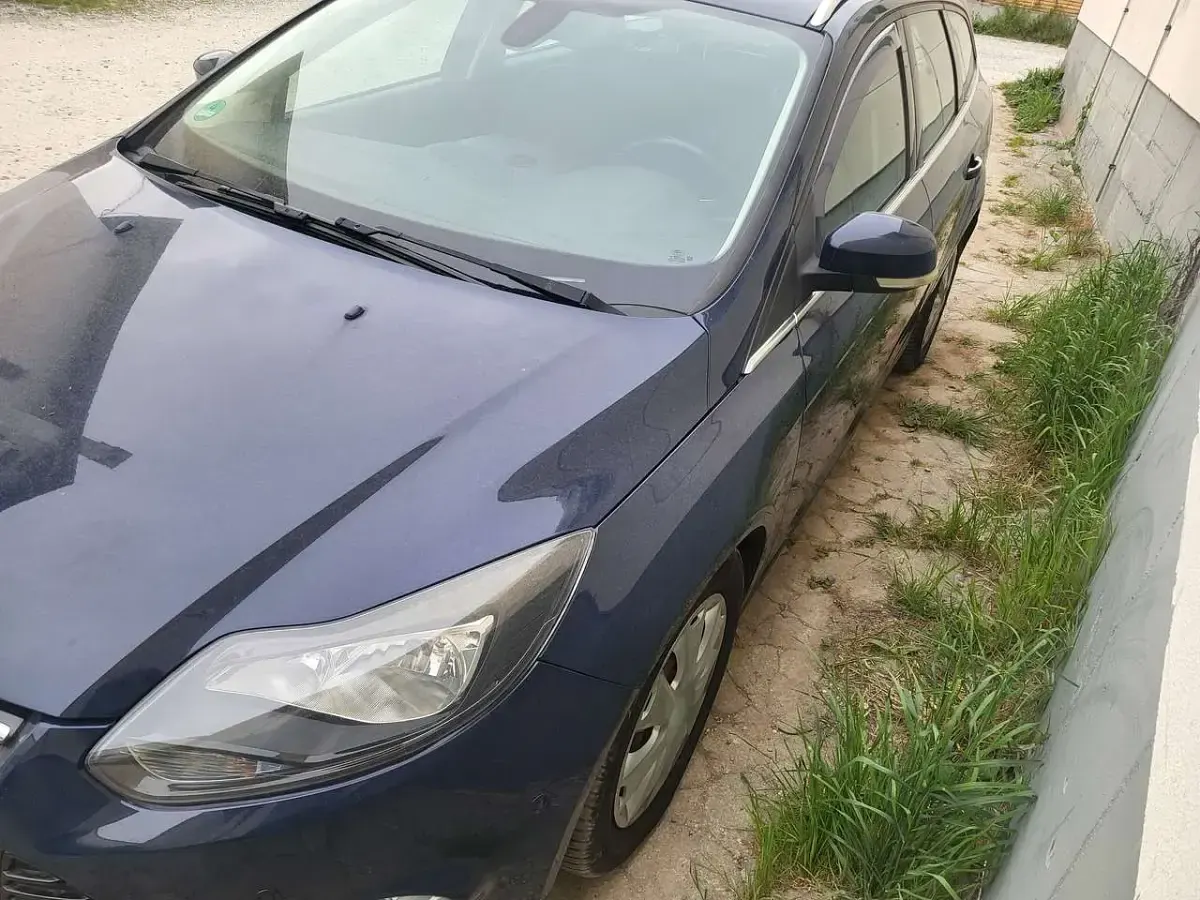 Usado Ford Focus Titanium 163 CV (119 kW) 2013 Azul Familiar