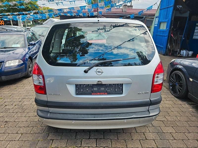 Gebraucht Opel Zafira 97 PS (71 kW) 2003 Starsilber/silver iii Van / Kleinbus