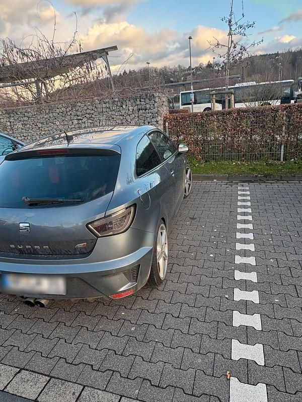Gebraucht Seat Ibiza SC 179 PS (131 kW) 2014 Grau Kleinwagen