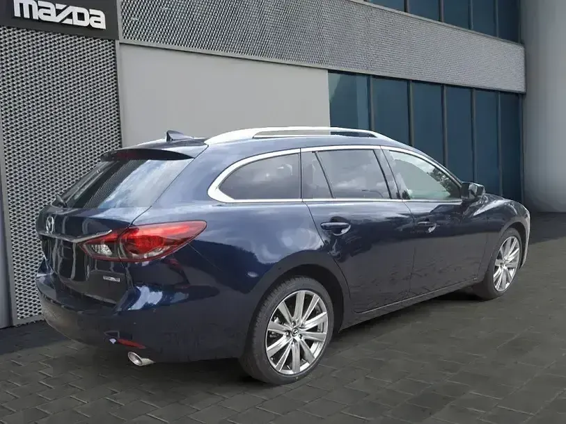 Gebraucht Mazda 6 Exclusive 194 PS (142 kW) 2023 Blau Limousine