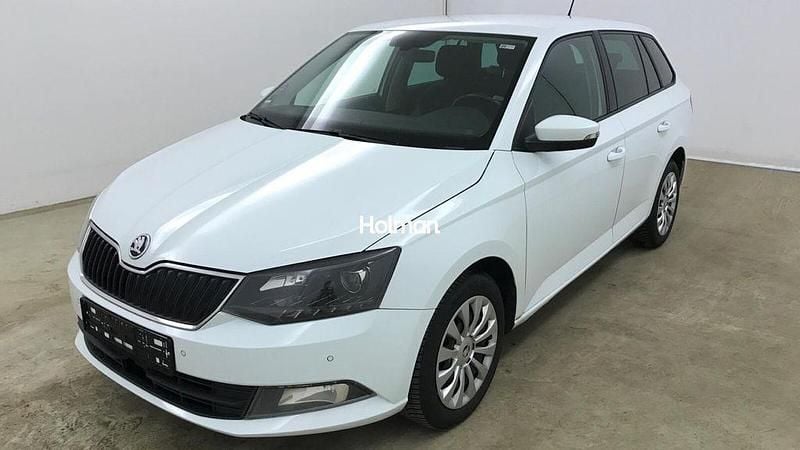 Weiß Gebraucht 2017 Skoda Fabia Ambition Kleinwagen | 4.310 € (Guter Preis) - Bild 1/4