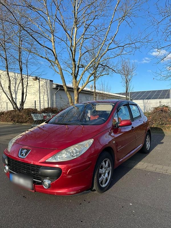 Rot Gebraucht 2007 Peugeot 307 Limousine | 3.200 € - Bild 1/4