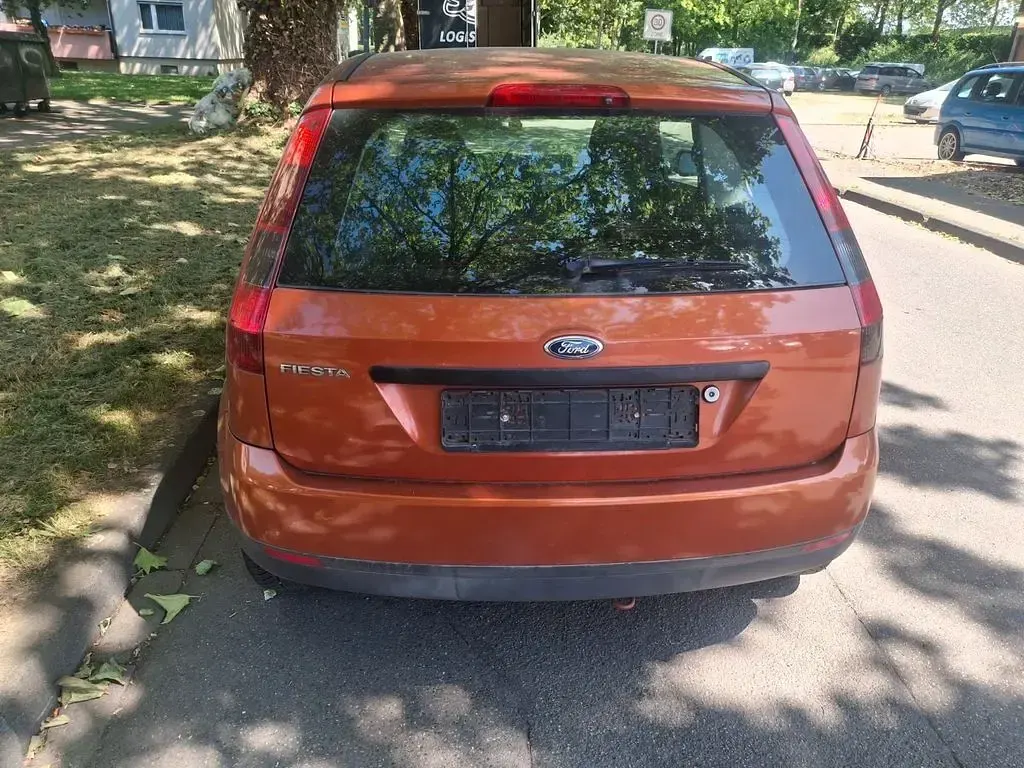 Gebraucht Ford Fiesta 69 PS (50 kW) 2003 Orange Kleinwagen