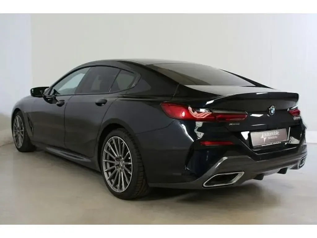 Gebraucht BMW M850 Performance 530 PS (389 kW) 2022 Carbonschwarz met. Coupé