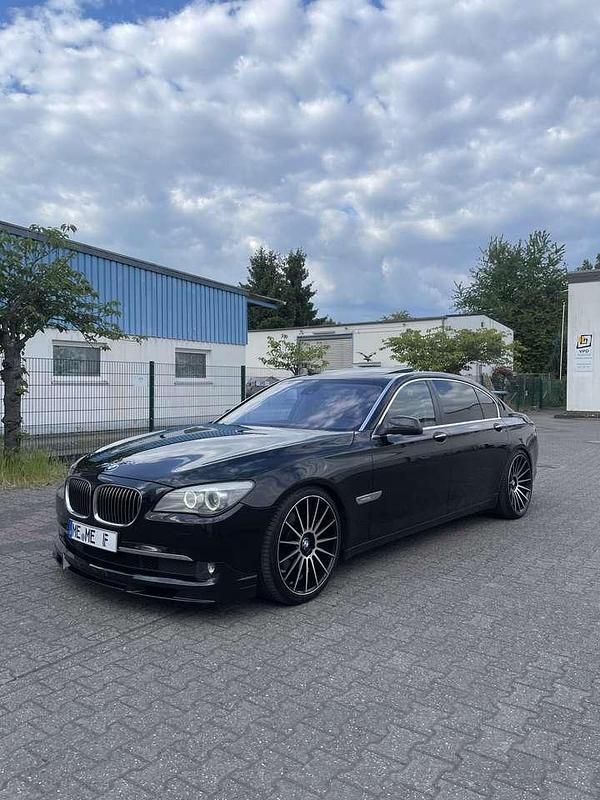 Gebraucht BMW 730L 245 PS (180 kW) 2012 Schwarz Limousine