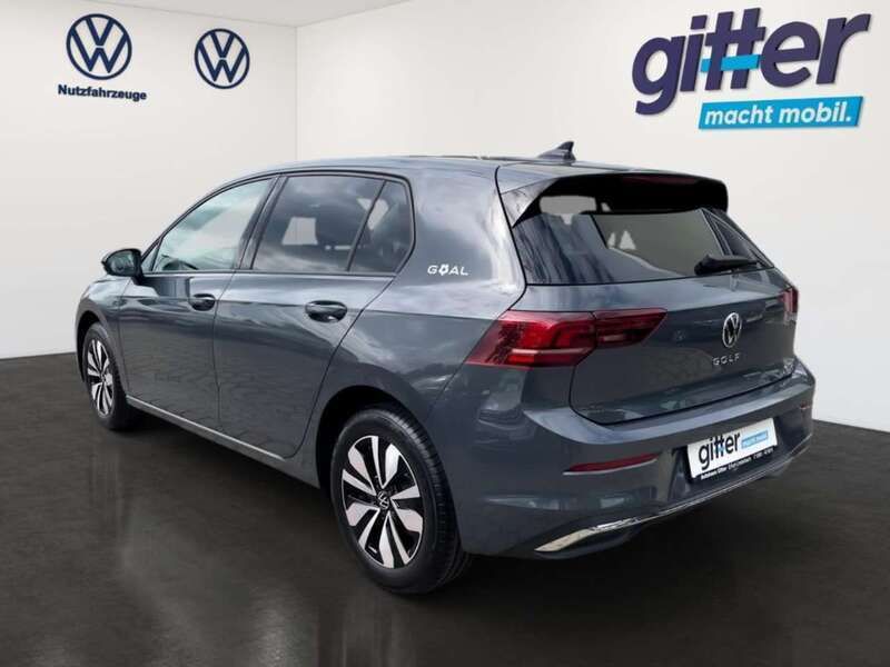 Neu VW Golf VIII Goal 150 PS (110 kW) 2025 Delfingrau metallic Limousine