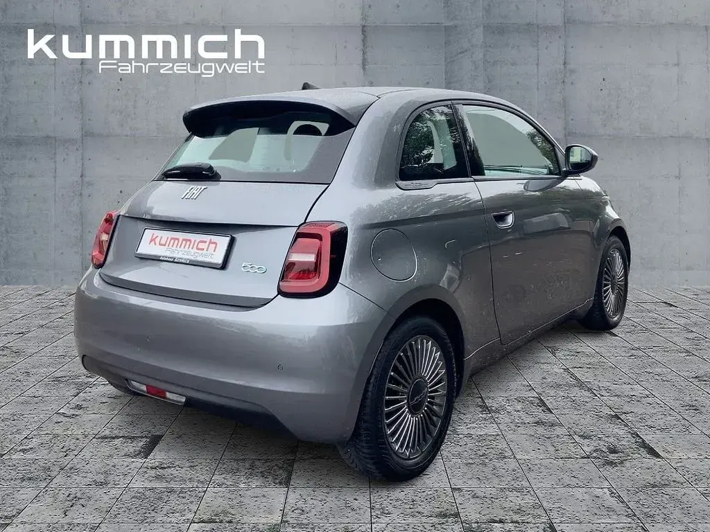 Gebraucht Fiat 500e Icon 86 kW (118 PS) 2021 Grau Limousine