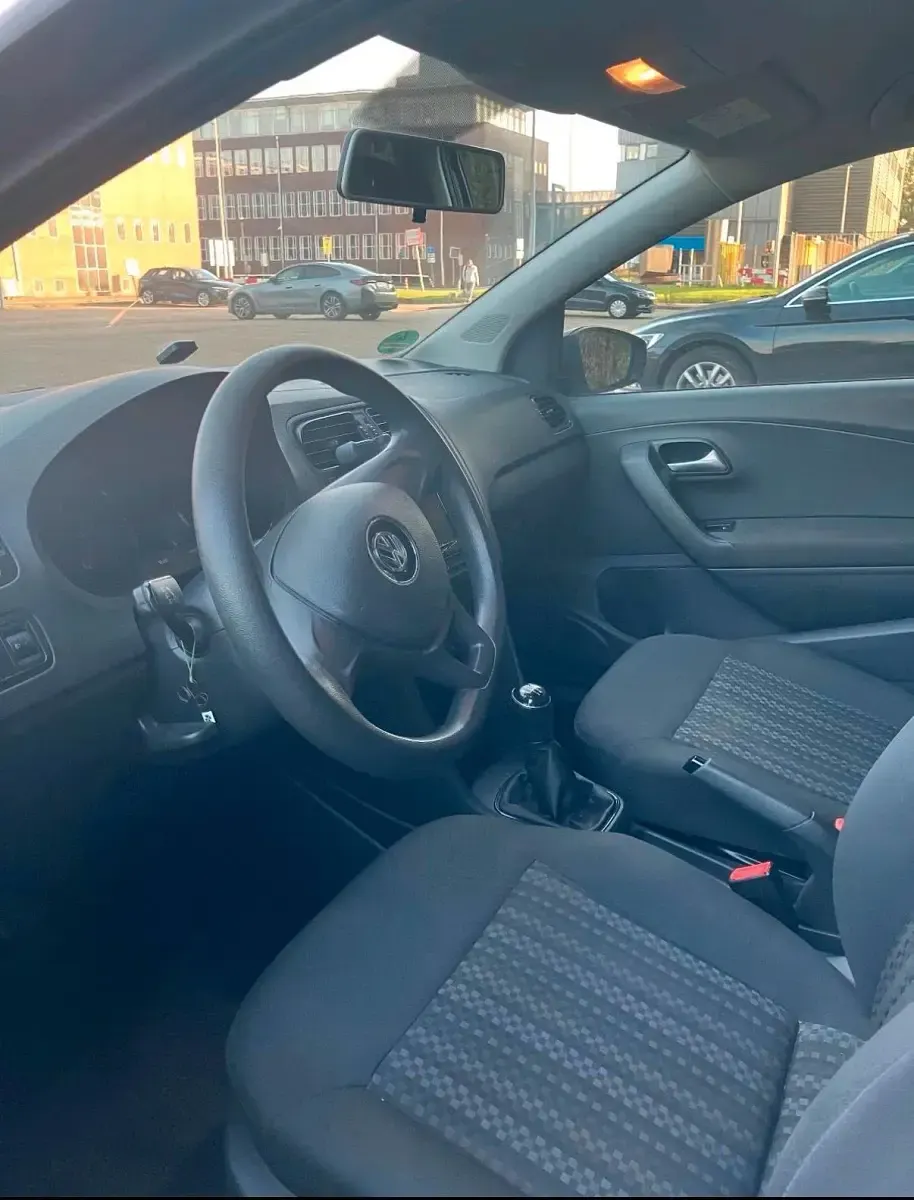 Usata VW Polo 75 CV (55 kW) 2016 Grigio Utilitaria