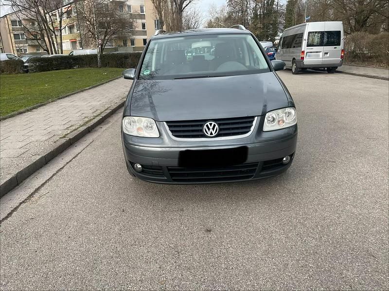 Gebraucht VW Touran 140 PS (102 kW) 2006 Grau Van / Kleinbus