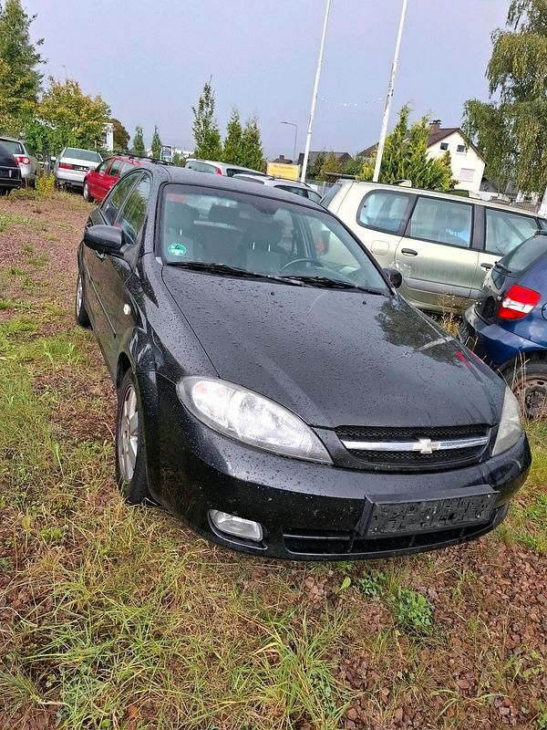 Schwarz Gebraucht 2006 Chevrolet Lacetti Kleinwagen | 750 € - Bild 1/4